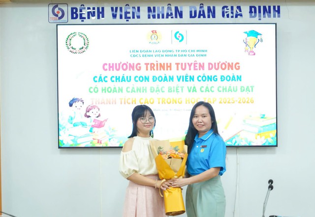 Bệnh viện Nhân dân Gia Định tuyên dương 83 con đoàn viên công đoàn vượt khó, học giỏi: Nơi thắp sáng ước mơ và kết nối những trái tim - Ảnh 3.