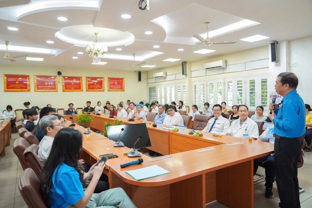 Bệnh viện Nhân dân Gia Định tuyên dương 83 con đoàn viên công đoàn vượt khó, học giỏi: Nơi thắp sáng ước mơ và kết nối những trái tim - Ảnh 1.