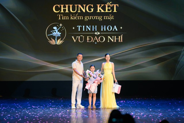 H&agrave;ng loạt t&agrave;i năng nh&iacute; tỏa s&aacute;ng tr&ecirc;n s&acirc;n khấu "Tinh Hoa Vũ Đạo Nh&iacute; 2026"- Ảnh 6.