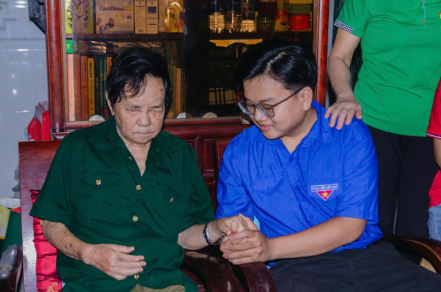 &ldquo;Nghĩa t&igrave;nh da cam&rdquo; &ndash; Khi những người trẻ chọn c&aacute;ch tri &acirc;n bằng h&agrave;nh động - Ảnh 6.
