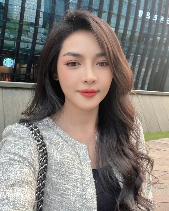 C&ocirc; g&aacute;i Việt sống đến 23 tuổi mới được trời trao gương mặt mỹ nh&acirc;n, hơn 10 năm chưa l&atilde;ng ph&iacute; visual ng&agrave;y n&agrave;o- Ảnh 4.