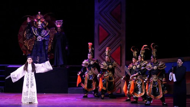 Sân khấu kịch Miền Nam: Những ngọn lửa nghề âm thầm giữ mạch sống Văn hóa - Ảnh 3.