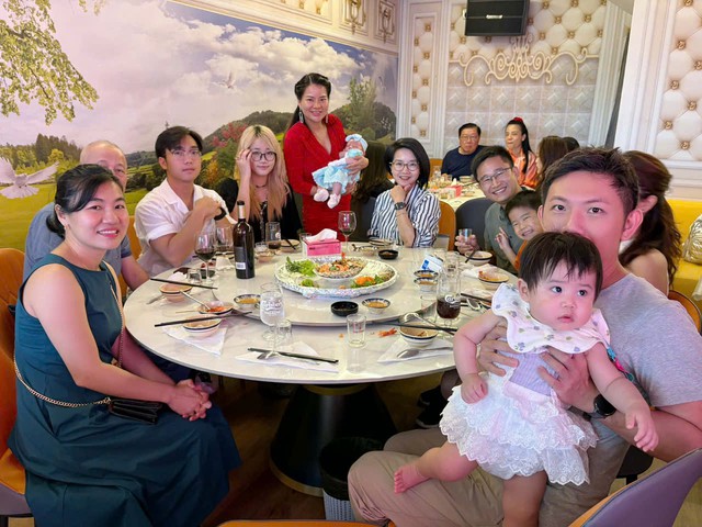 Tina Yuan làm đầy tháng cho con gái ở Singapore, mâm cỗ đậm nếp Việt - Ảnh 6.