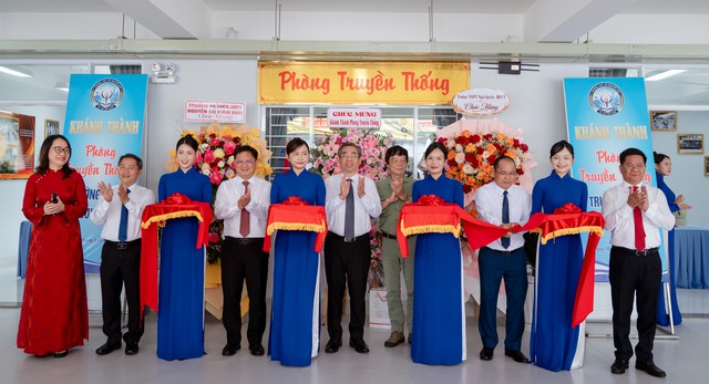 Khánh thành Trường THPT Võ Nguyên Giáp – động lực mới cho giáo dục đô thị - Ảnh 1.