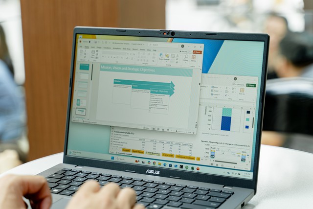 Một chiếc laptop, bốn năm đại học và bài toán của sinh viên mùa tựu trường - Ảnh 6.