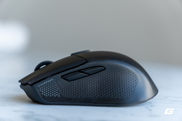 Tr&ecirc;n tay Corsair Harpoon v2 Wireless: Rất nhẹ, &ocirc;m tay, cảm biến 26K DPI linh hoạt trong từng c&uacute; vẩy chuột - Ảnh 11.