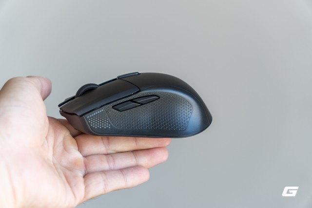 Tr&ecirc;n tay Corsair Harpoon v2 Wireless: Rất nhẹ, &ocirc;m tay, cảm biến 26K DPI linh hoạt trong từng c&uacute; vẩy chuột - Ảnh 19.