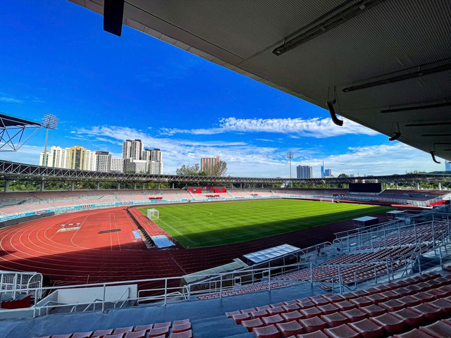 Cận cảnh "chảo lửa" Kuala Lumpur diễn ra trận ĐT Malaysia vs Việt Nam: Mặt cỏ lá gừng khiến Xuân Son còn ngao ngán- Ảnh 2.