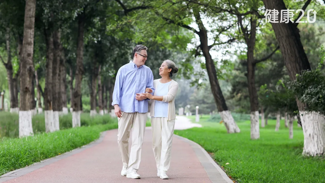 Người trung ni&ecirc;n h&atilde;y ch&uacute; &yacute;: Hai độ tuổi n&agrave;y l&agrave; thời điểm quan trọng khiến cơ thể l&atilde;o h&oacute;a 