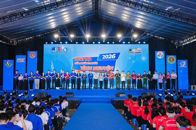 Sắc áo tình nguyện hội tụ tại Ngày hội của những người tình nguyện lần thứ 18 - Ảnh 1.