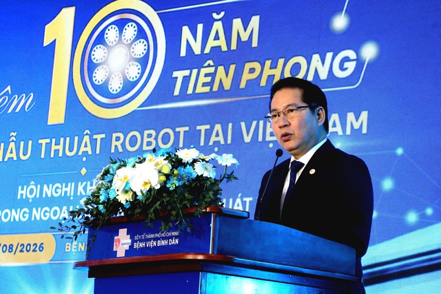 Bước tiến thời đại của y học Việt Nam: 10 năm từ tiên phong đến tự chủ công nghệ phẫu thuật robot - Ảnh 1.