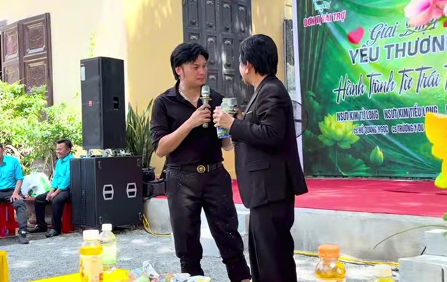 NSƯT Kim Tử Long đến trễ show, bị học trò trách- Ảnh 2.