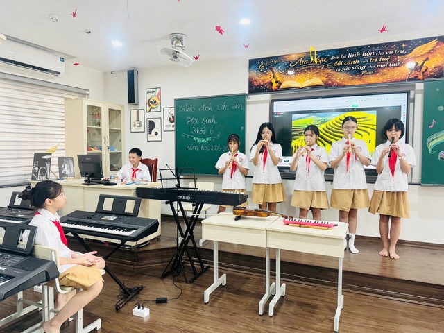 Trường THCS Nguyễn Gia Thiều tổ chức Sự kiện “NGTers Level Up – Cất cánh” chào đón học sinh trở lại trường sau kỳ nghỉ hè - Ảnh 4.