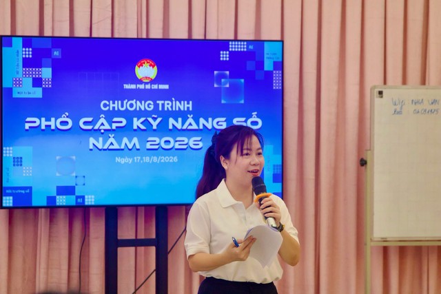 TP. Hồ Ch&iacute; Minh: Tập huấn kỹ năng số cho c&aacute;n bộ cơ sở, đưa chuyển đổi số đến từng khu d&acirc;n cư - Ảnh 4.