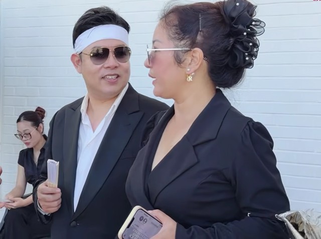 "Mẹ Quang Lê ra đi thanh thản, không đau đớn gì" - Ảnh 2.