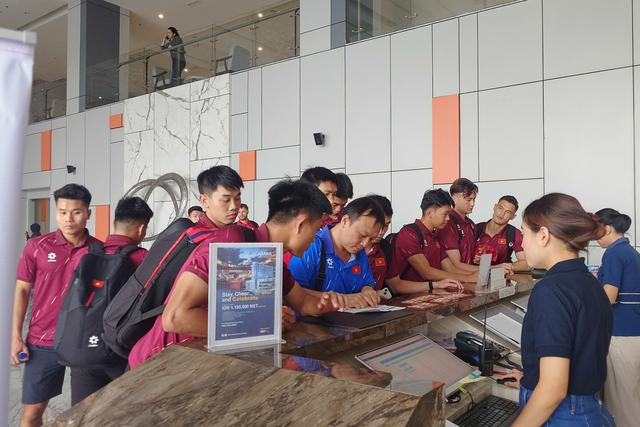 Tình hình của Trương Tiến Anh ở đội tuyển Việt Nam - Ảnh 1.