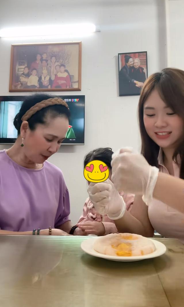 NSND Lan Hương và con dâu ăn “bánh dẻo thị phi” bất ngờ gặp chuyện thị phi ngay trên sóng, phải lên tiếng- Ảnh 2.