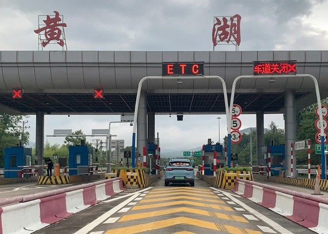 Nhân viên văn phòng SN 1998 ở cách công ty 80km: Đằng nào cũng xa nên vừa đi làm vừa ship rau- Ảnh 3.