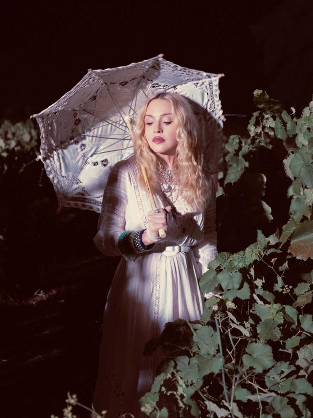 "Nữ hoàng" Madonna mừng sinh nhật tuổi 68: "Ferrari cũ vẫn là Ferrari"- Ảnh 9.