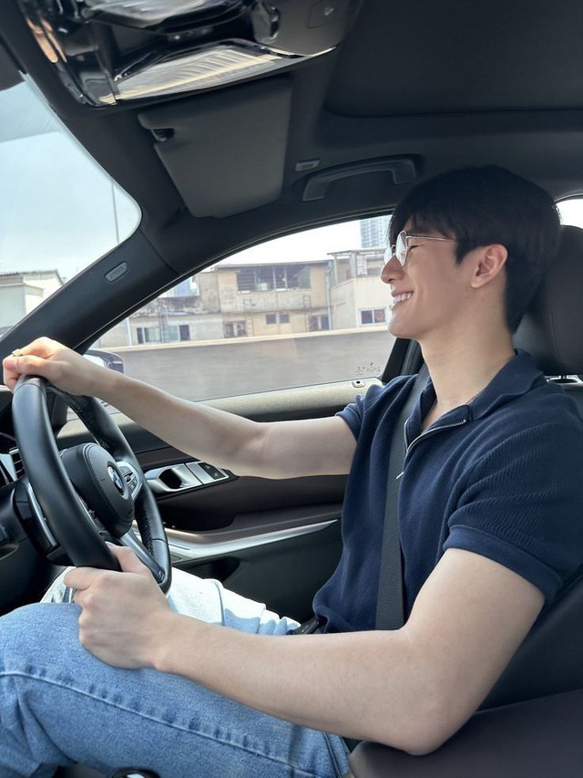 C&oacute; n&ecirc;n mua &ocirc; t&ocirc; khi đi l&agrave;m vẫn c&oacute; thể đi xe m&aacute;y?- Ảnh 2.