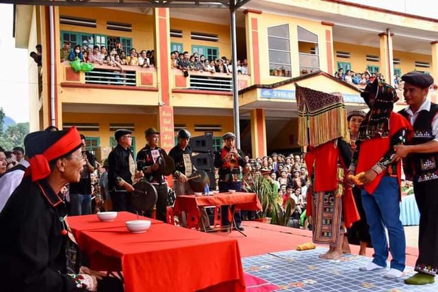 “Pái toòng nên duyên - Pay tái nghĩa tình” – một lễ hội văn hóa đặc sắc của người Tày, Nùng, Dao xã vùng cao Lâm Thượng - Ảnh 5.