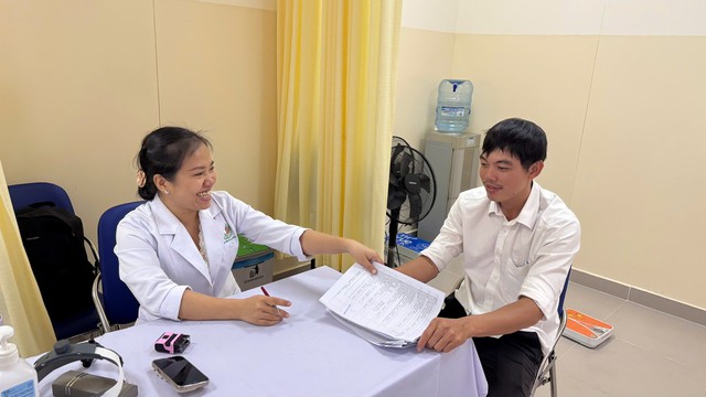 Đổi mới tư duy từ chữa bệnh sang ph&ograve;ng bệnh: Bệnh viện L&ecirc; Văn Thịnh tập trung chăm s&oacute;c sức khỏe bền vững cho cộng đồng - Ảnh 2.