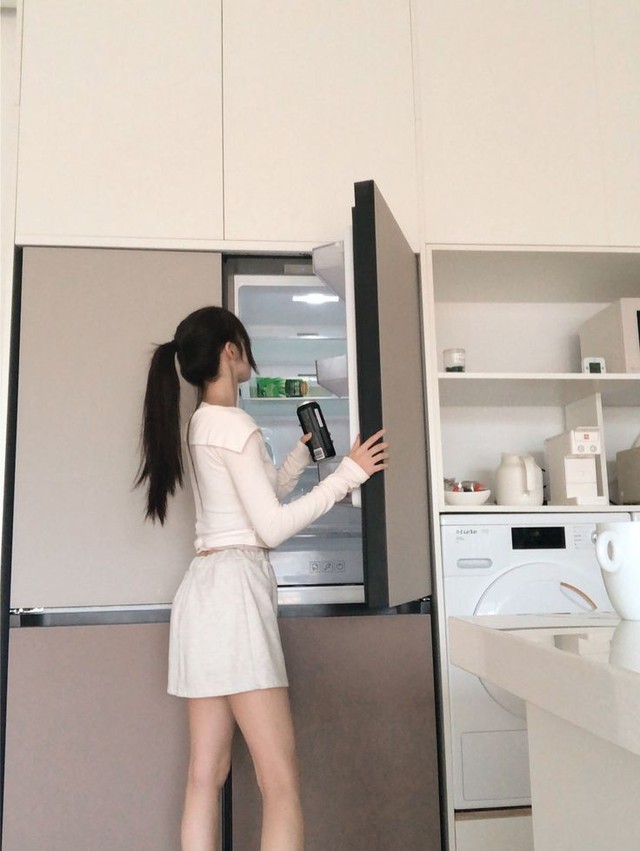 Những m&oacute;n đồ trong tủ lạnh n&oacute;i g&igrave; về c&aacute;ch một người ti&ecirc;u tiền?- Ảnh 1.