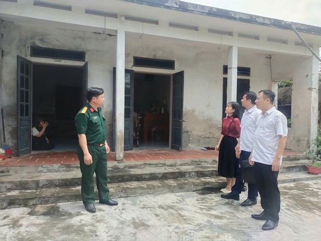 Hưng Y&ecirc;n bố tr&iacute; hơn 130 tỷ đồng hỗ trợ 1612 hộ c&oacute; ho&agrave;n cảnh kh&oacute; khăn x&oacute;a nh&agrave; tạm trong năm 2026 - Ảnh 2.