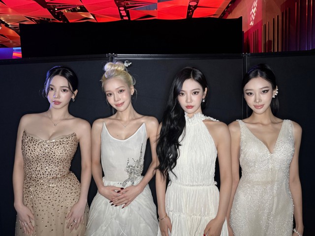 Tứ đại mỹ nhân showbiz "flex" sắc vóc đẹp điên đảo: Thần thái "bén ngót từng centimet" ai cũng đổ rạp! - Ảnh 6.