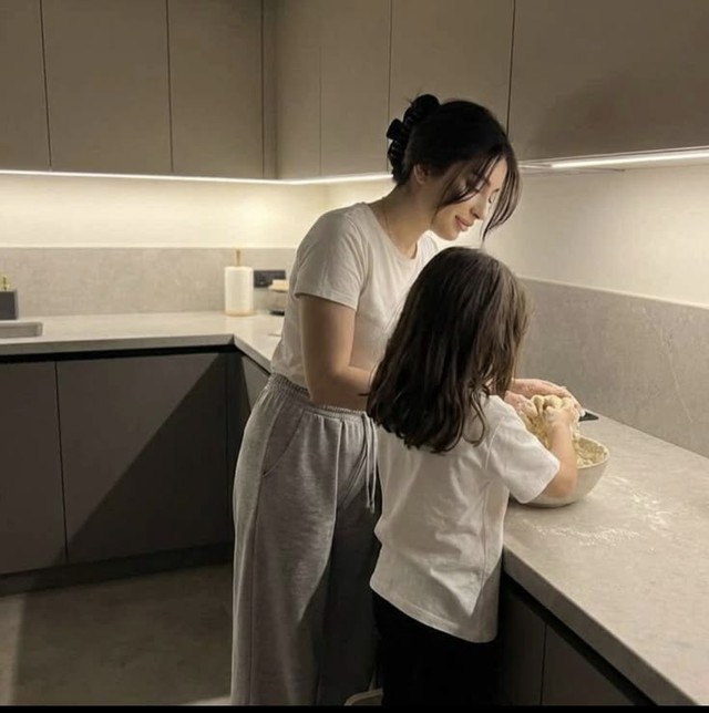 Bạn có nhận ra không? Những đứa trẻ lớn lên "xa cách mẹ" thực ra đã bộc lộ dấu hiệu từ sơm- Ảnh 7.