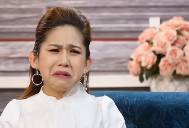 "T&ocirc;i bỏ về kh&oacute;c nức nở, tự hỏi khi n&agrave;o ngẩng mặt l&ecirc;n được" - Ảnh 2.
