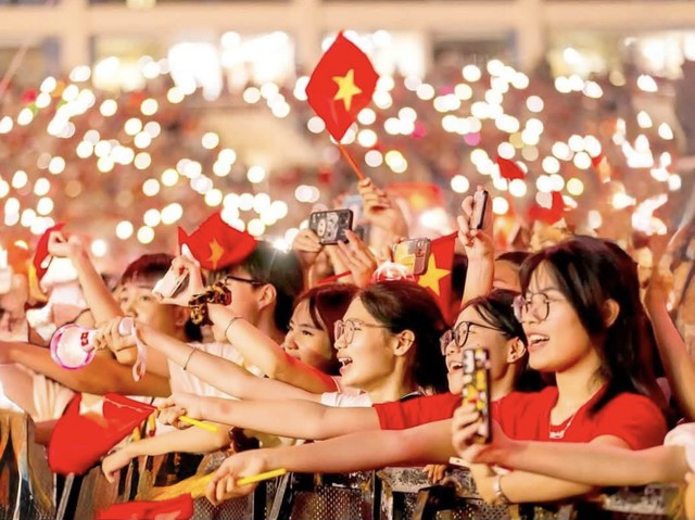 “Tổ quốc trong tim”: Bản hòa ca tự hào và sức sống của lòng yêu nước - Ảnh 2.