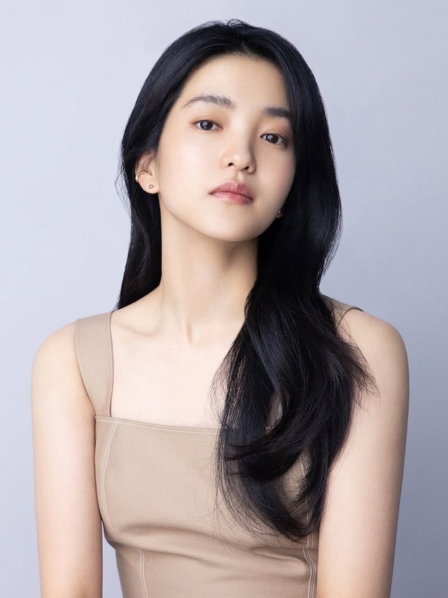10 mỹ nhân đẹp nhất màn ảnh Hàn: Kim Tae Hee mất hút, số 1 đẹp hơn Song Hye Kyo, Son Ye Jin - Ảnh 1.
