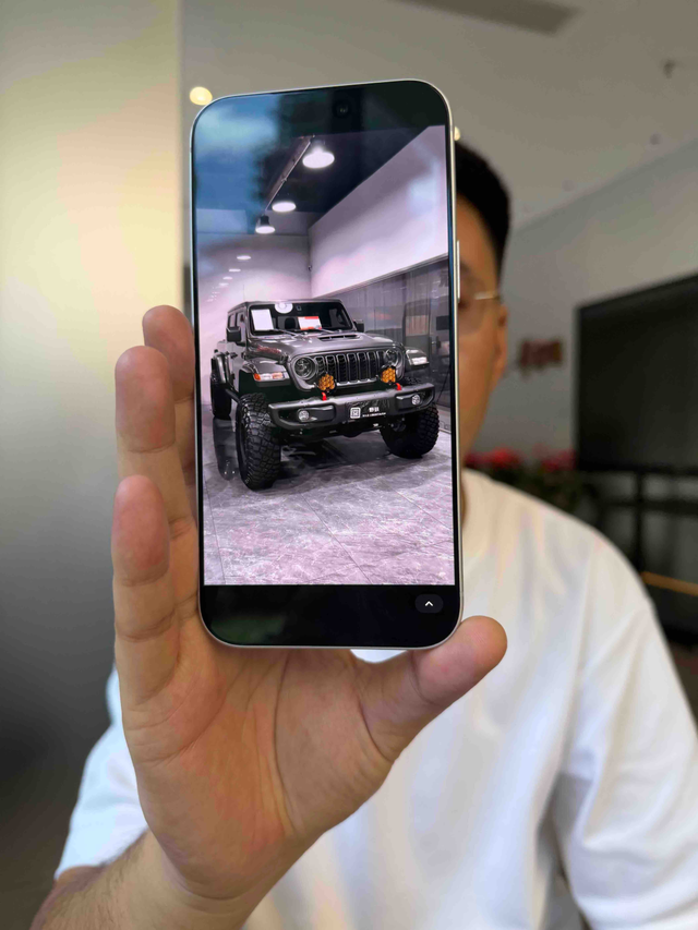 Vay 1,04 tỷ đồng mua &ocirc; t&ocirc; tr&ecirc;n livestream, xe chưa nhận được nhưng th&aacute;ng n&agrave;o cũng bị nhắc nợ - Ảnh 1.