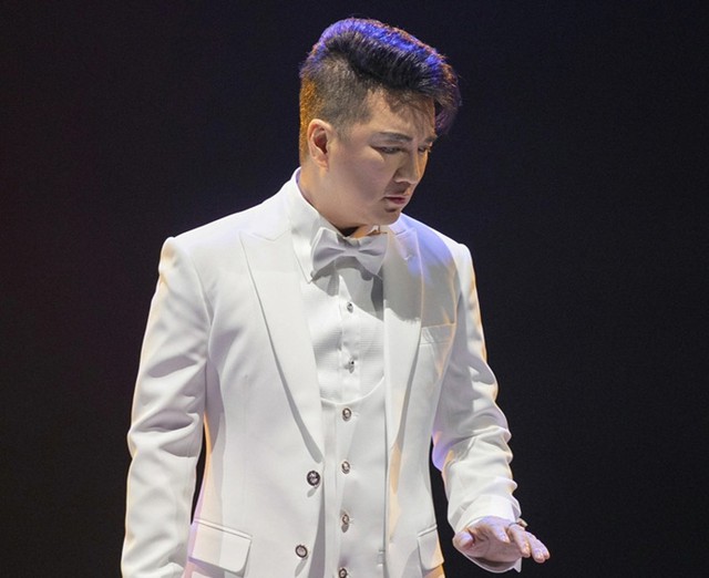 Nam ca sĩ lắm thị phi nhất showbiz: "T&ocirc;i vẫn sống, sống rất dai"- Ảnh 1.