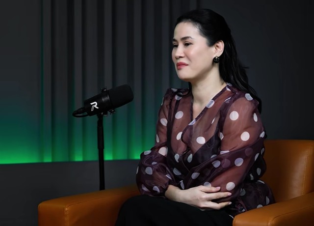 Nữ diễn vi&ecirc;n miền Nam 48 tuổi n&oacute;i thẳng cuộc sống mẹ đơn th&acirc;n - Ảnh 1.