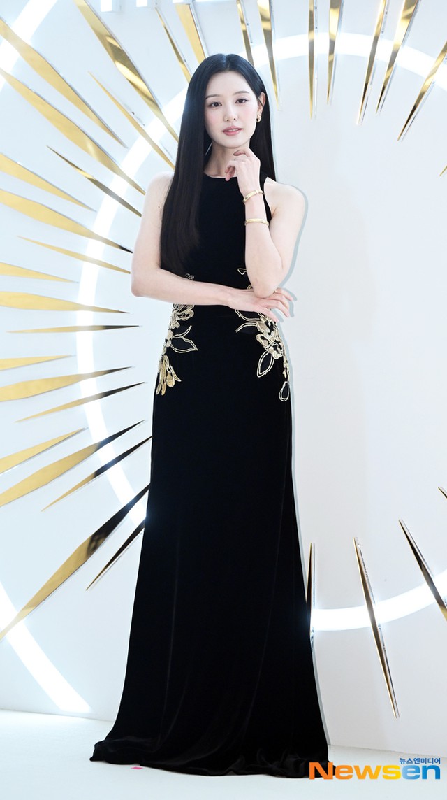 Đây mới là Kim Ji Won mà bao người mê đắm!- Ảnh 2.