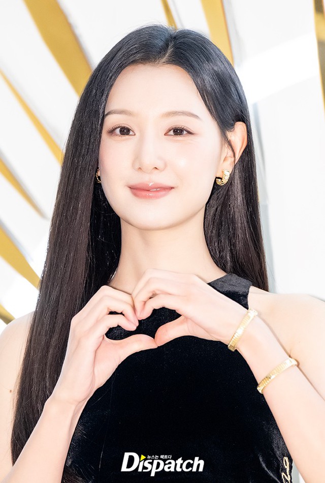 Đây mới là Kim Ji Won mà bao người mê đắm!- Ảnh 7.