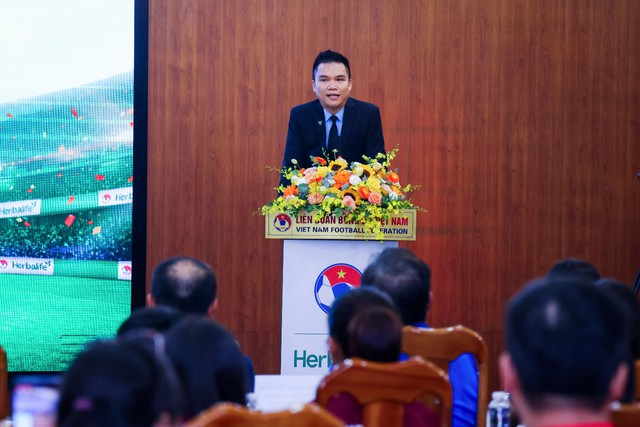 Herbalife Việt Nam đồng hành cùng Liên đoàn Bóng đá Việt Nam tổ chức buổi gặp gỡ “Tiếp Lửa Bóng Đá Việt Nam”, động viên Đội tuyển Bóng đá Nữ Quốc gia và Đội tuyển U-23 Quốc gia trước thềm Giải đấu Châu Á 2026 - Ảnh 4.