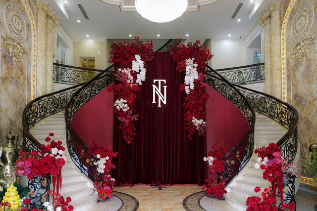 Nữ MC "lỡ 1 lần đò" được thiếu gia Bắc Ninh si mê, rước về làm vợ sống trong biệt thự to như lâu đài- Ảnh 5.