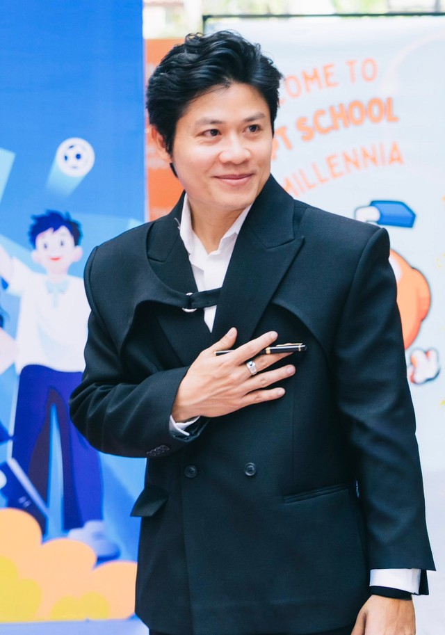 Từ Đại lễ A50-A80, concert quốc gia đến Chung kết ASEAN Cup 2026 - đ&acirc;y l&agrave; Anh Trai vượt ch&ocirc;ng gai ấn tượng nhất - Ảnh 7.