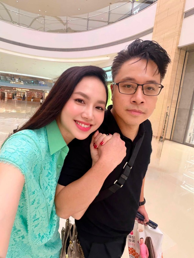 Nữ nghệ sĩ Việt sang Mỹ thăm bố chồng, chia sẻ điều khiến c&ocirc; cảm động- Ảnh 2.