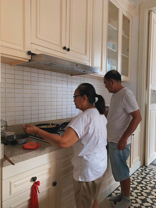 Căn nhà của bố mẹ ruột Tăng Thanh Hà - Ảnh 6.