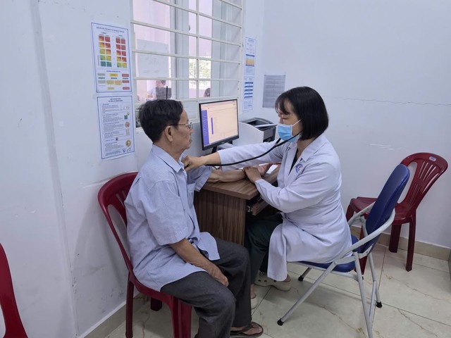 Trạm Y tế phường Linh Xuân tổ chức thành công Hội nghị Khoa học Kỹ thuật lần thứ I: Đột phá mô hình WHO PEN, nâng tầm y tế cơ sở - Ảnh 5.
