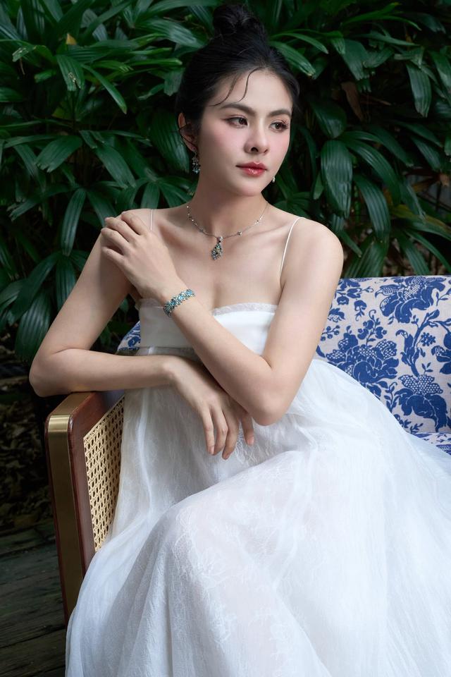 Vân Trang: "Tạm biệt 3 năm gắn bó"- Ảnh 1.