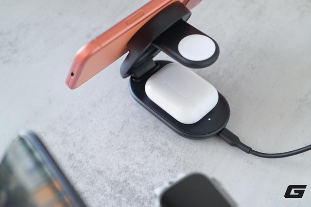 Trên tay bộ đôi Belkin UltraCharge “cân” cả bộ ba nhà Táo: cái thì gập gọn cho du lịch, cái lại có tản nhiệt mát rượi cày phim vô tư- Ảnh 7.