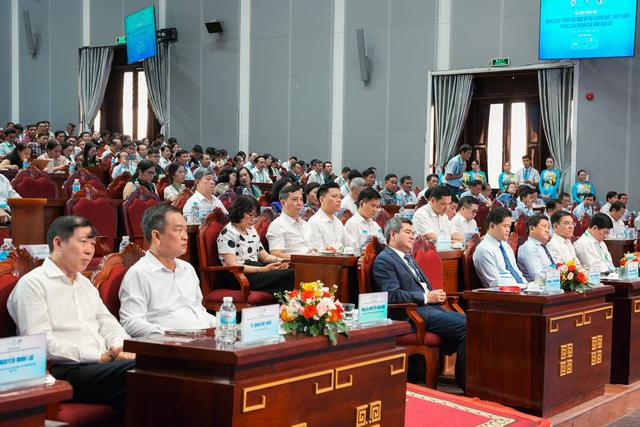 Chuyển dịch tư duy từ điều trị sang quản lý sức khỏe toàn diện trong bối cảnh già hóa dân số - Ảnh 5.