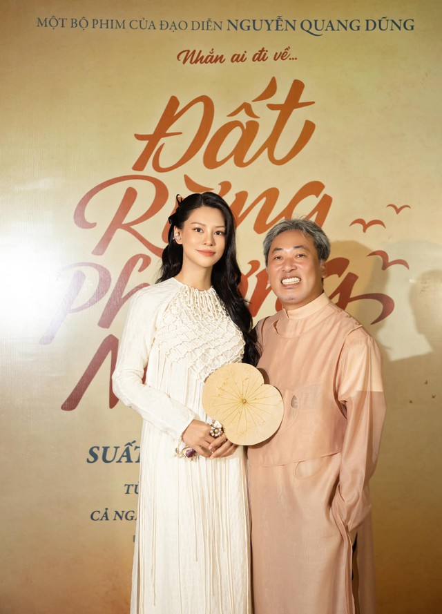 Ca sĩ Việt nhan sắc chấp 10 Hoa hậu càng có tuổi càng đẹp, được đại gia showbiz hơn 11 tuổi "cưng như trứng mỏng"- Ảnh 5.