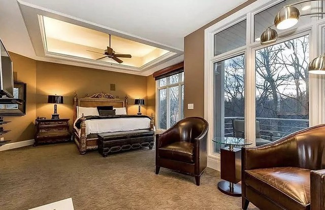 Căn biệt thự của Taylor Swift v&agrave; Travis Kelce: C&oacute; cả rạp phim, hầm rượu, s&acirc;n golf dưới l&ograve;ng đất- Ảnh 6.