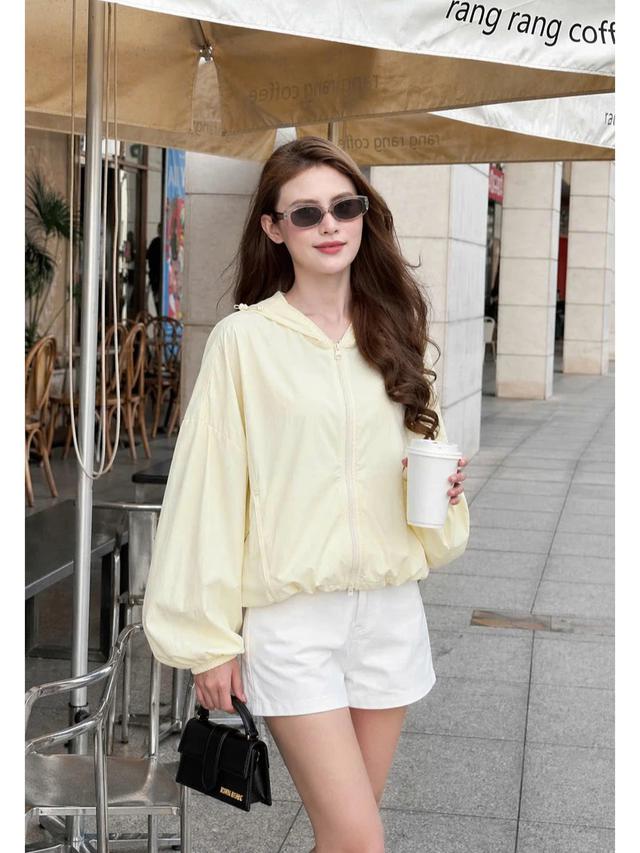 Sau old money, giới thời trang đang chuyển sang theo đuổi Apr&egrave;s Style - Ảnh 16.